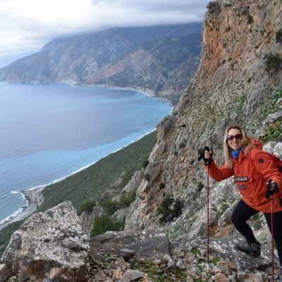 Διαμερίσματα Έλενα Αλμυρίδα