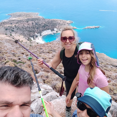 Διαμερίσματα Έλενα Αλμυρίδα